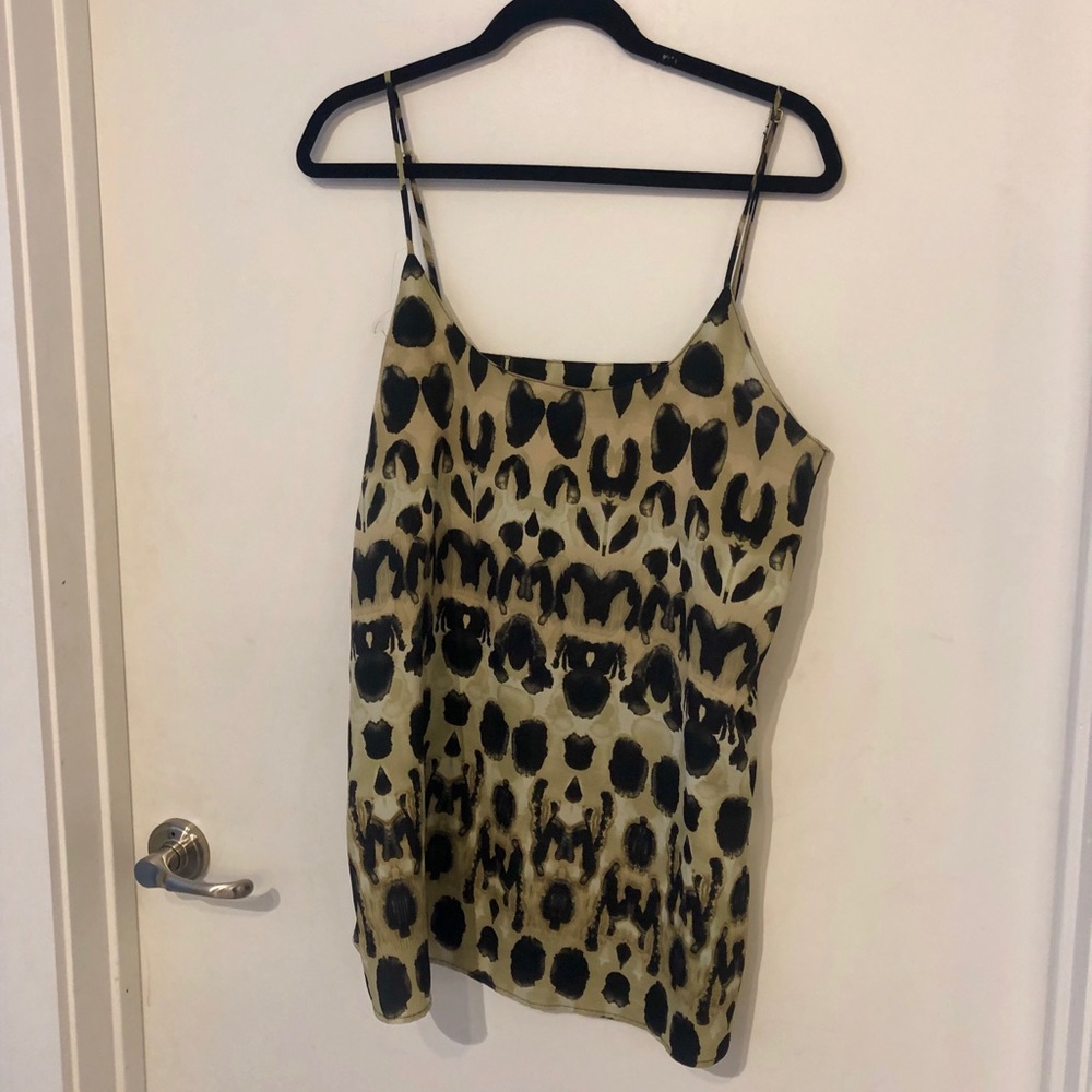 Show Me Your MuMu Leopard Tank